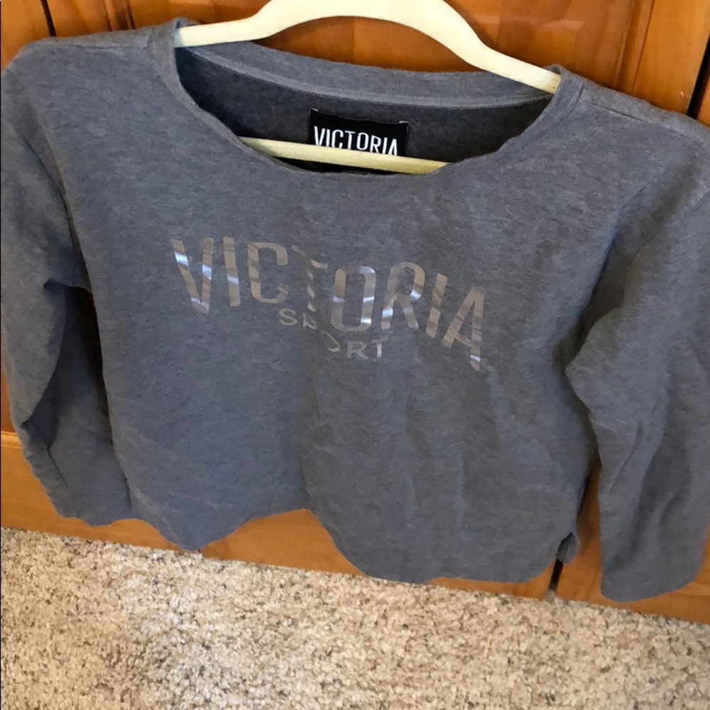 gray pullover - Picture 2 of 3